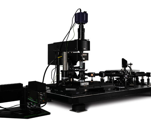 Caption: Based around PicoQuant’s state-of-the-art TCSPC system, the FLIM Upgrade installed on a Scientifica multiphoton microscope enables simultaneous fluorescence intensity and fluorescence lifetime imaging.